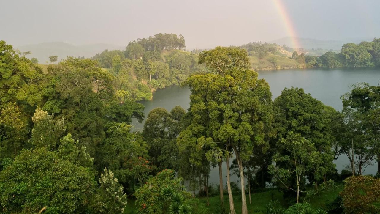 Lake Nyamirima Cottages Fort Portal Екстериор снимка