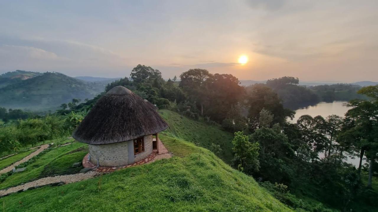 Lake Nyamirima Cottages Fort Portal Екстериор снимка