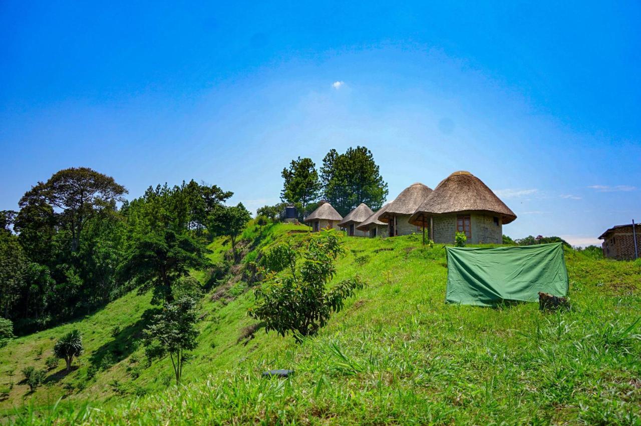 Lake Nyamirima Cottages Fort Portal Екстериор снимка